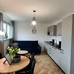 Katedrahouse *