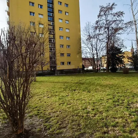 アパート Katedrahouse